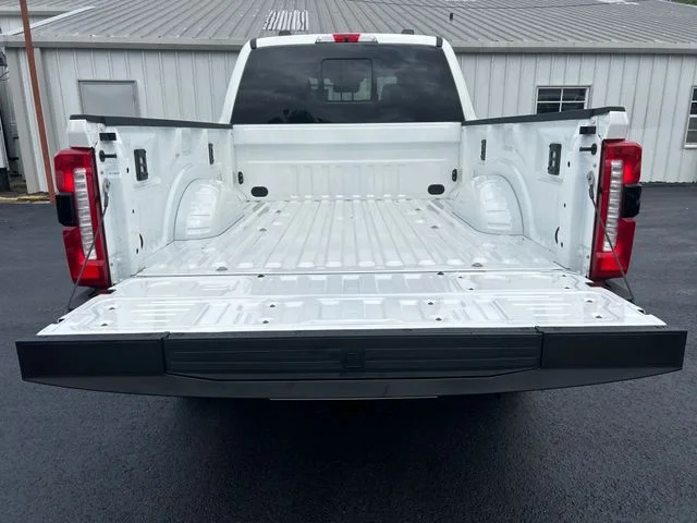New 2026 Star White Metallic Tri-Coat Ford F-250® King Ranch® image 24