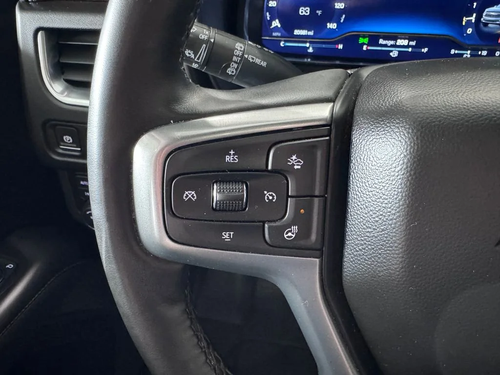 2024 Chevrolet Suburban Premier - Photo 18