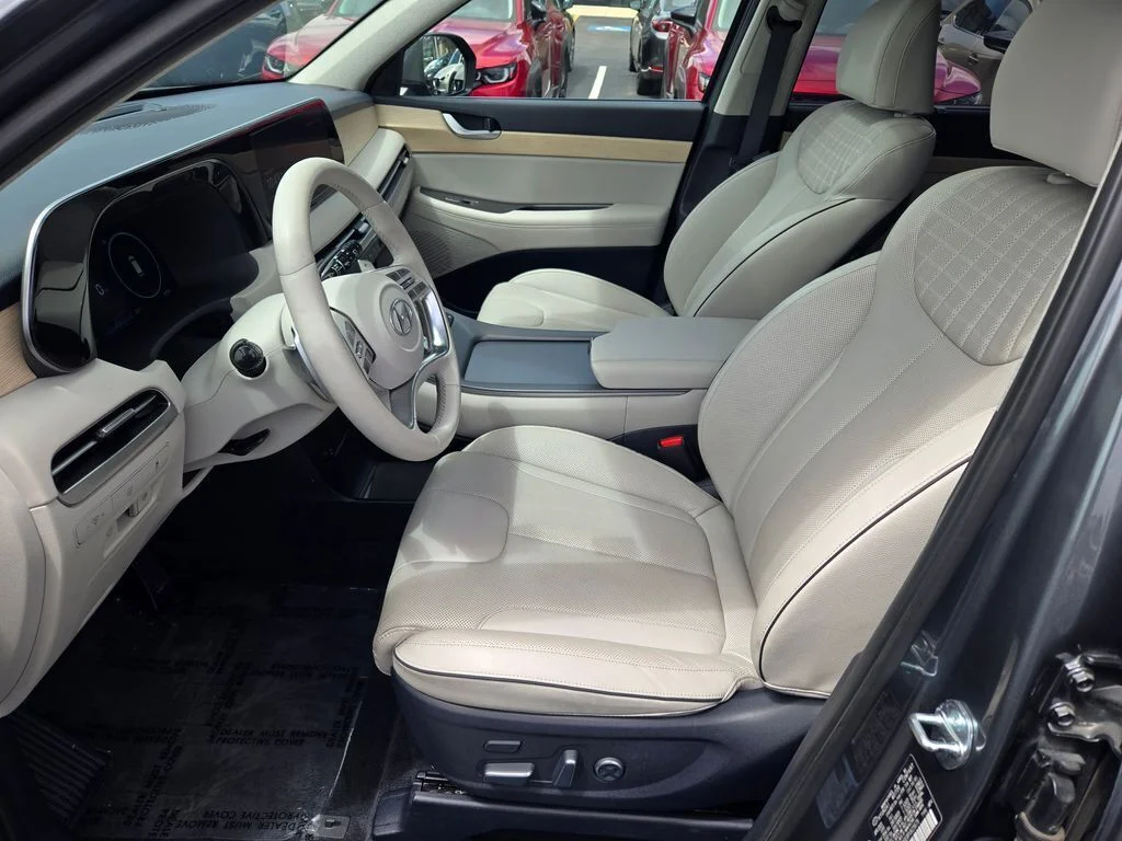 Used 2023 Gray Hyundai Limited image 25