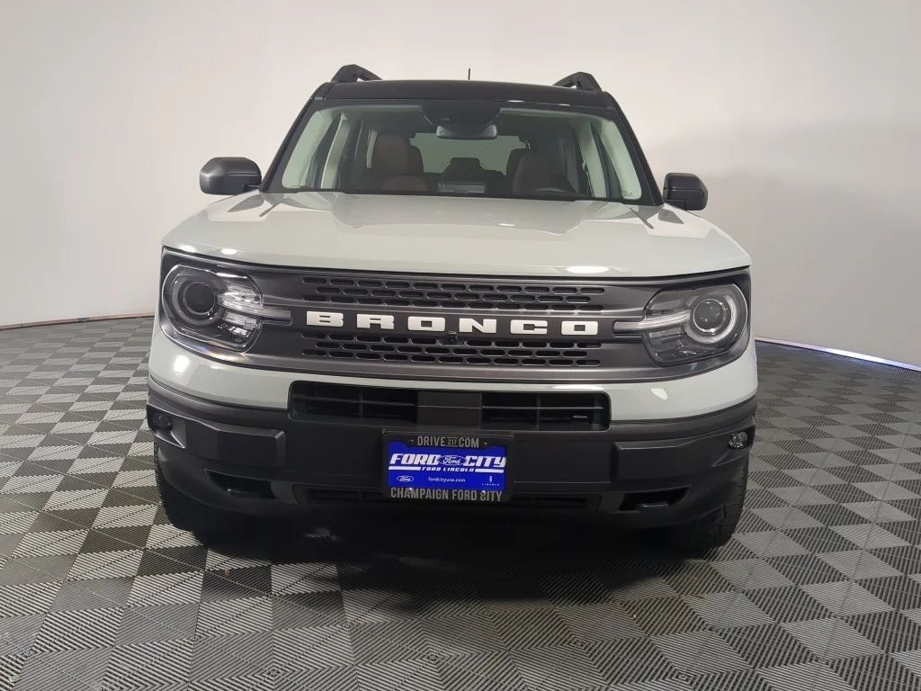 Used 2023 CACTUS GRAY Ford Badlands image 3