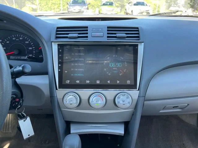 Used 2011 Blue Ribbon Metallic Toyota LE image 22