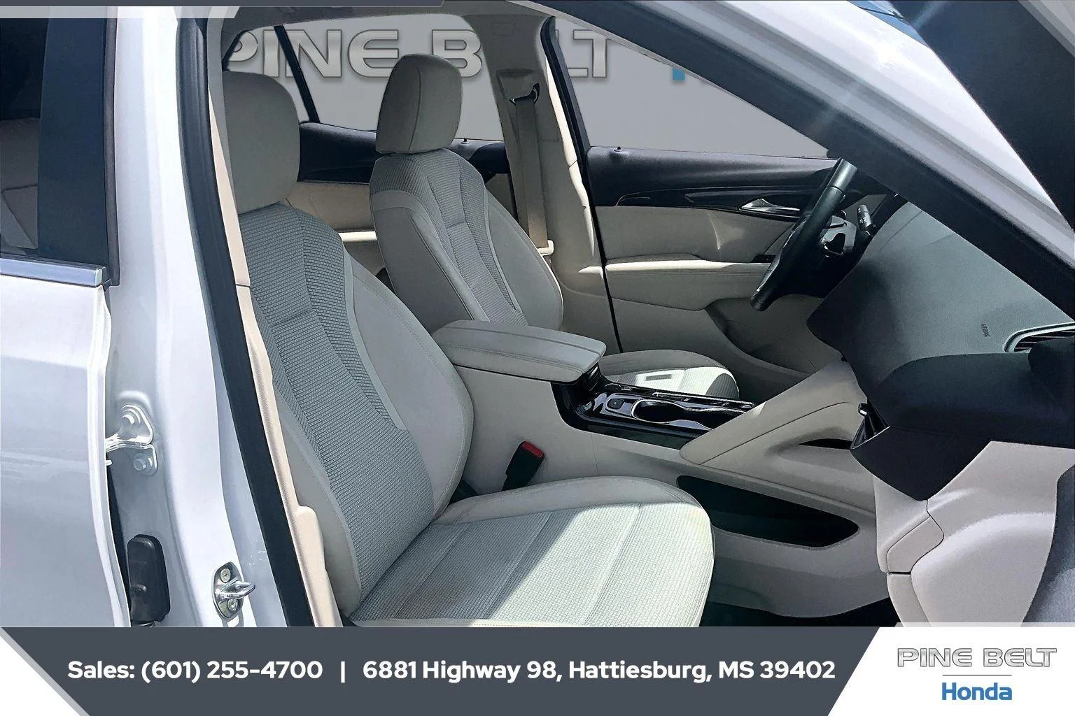 Used 2023 Summit White Buick Preferred image 6