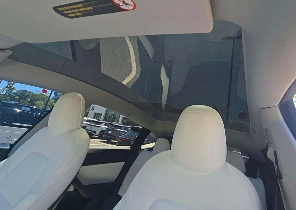 Used 2021 White Tesla Long Range image 11