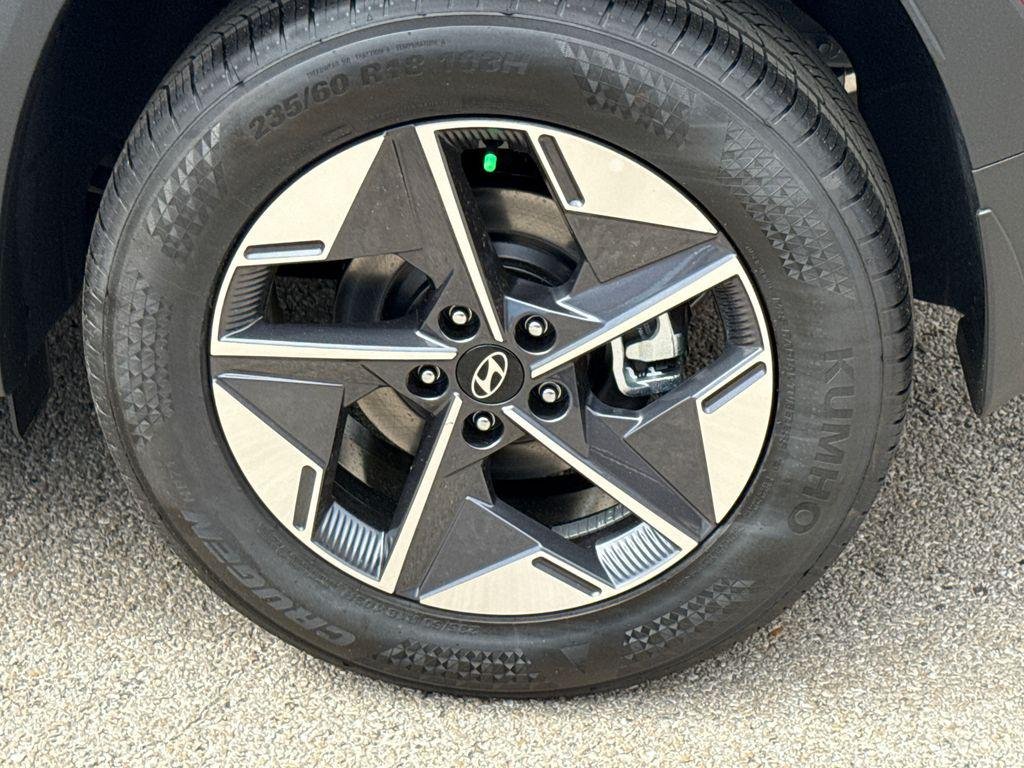 New 2026 Silver Hyundai SEL AWD image 10