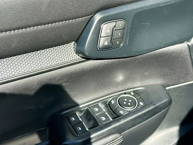 New 2026 Avalanche Ford Lariat image 13