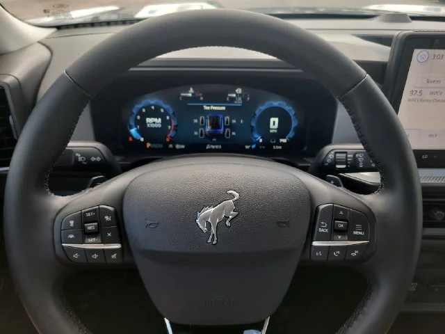 New 2026 Azure Gray Metallic Ford Badlands image 28