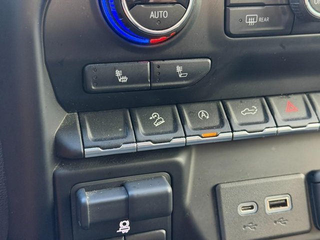 Used 2021 BLACK Chevrolet LT Trail Boss image 21
