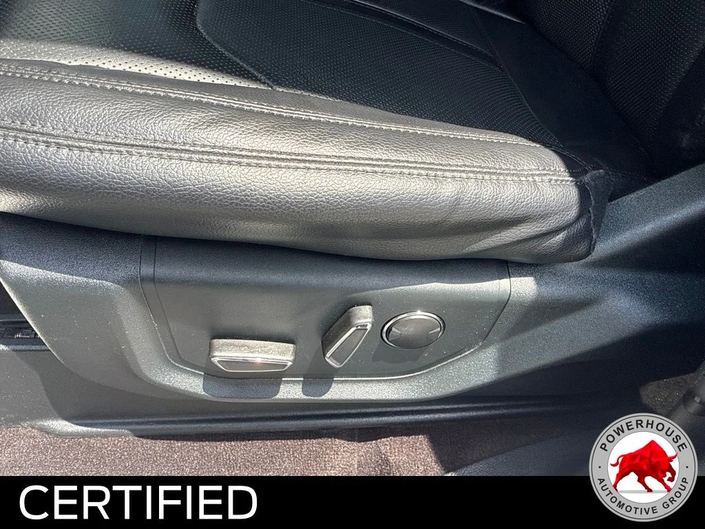 Used 2021 White Ford Limited image 15