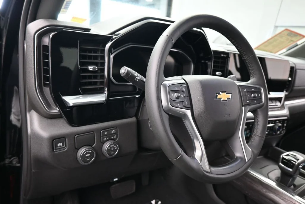 Used 2026 Black Chevrolet LTZ image 16