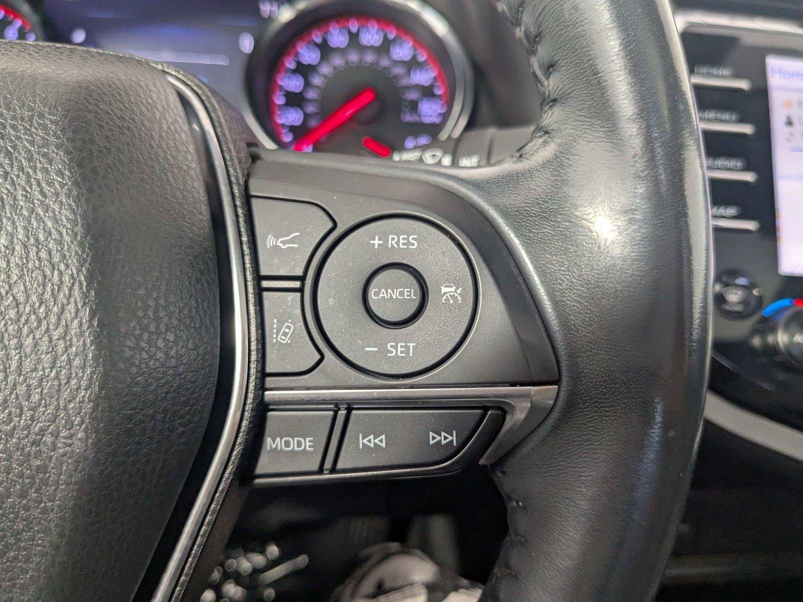 Certified Used 2020 Wind Chill Pearl Toyota XSE image 17