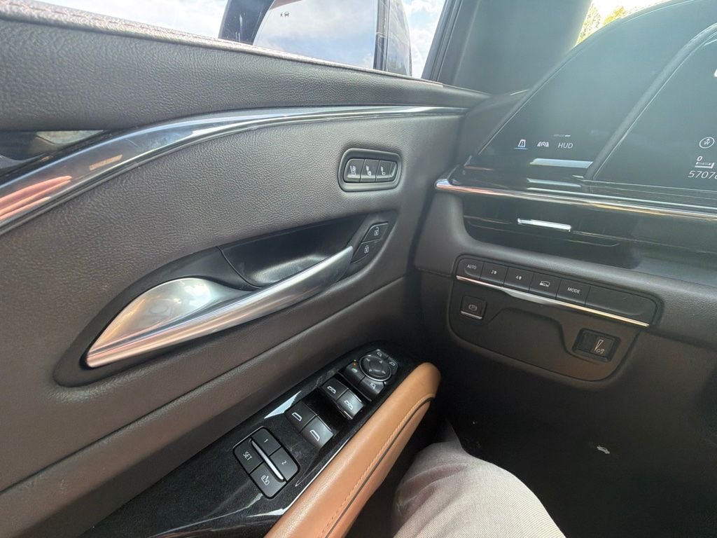 Used 2023 Green Cadillac Premium Luxury image 13
