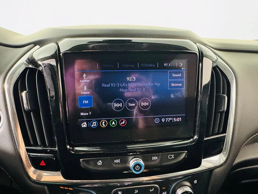 Used 2020 SUMMIT WHITE Chevrolet Premier image 16