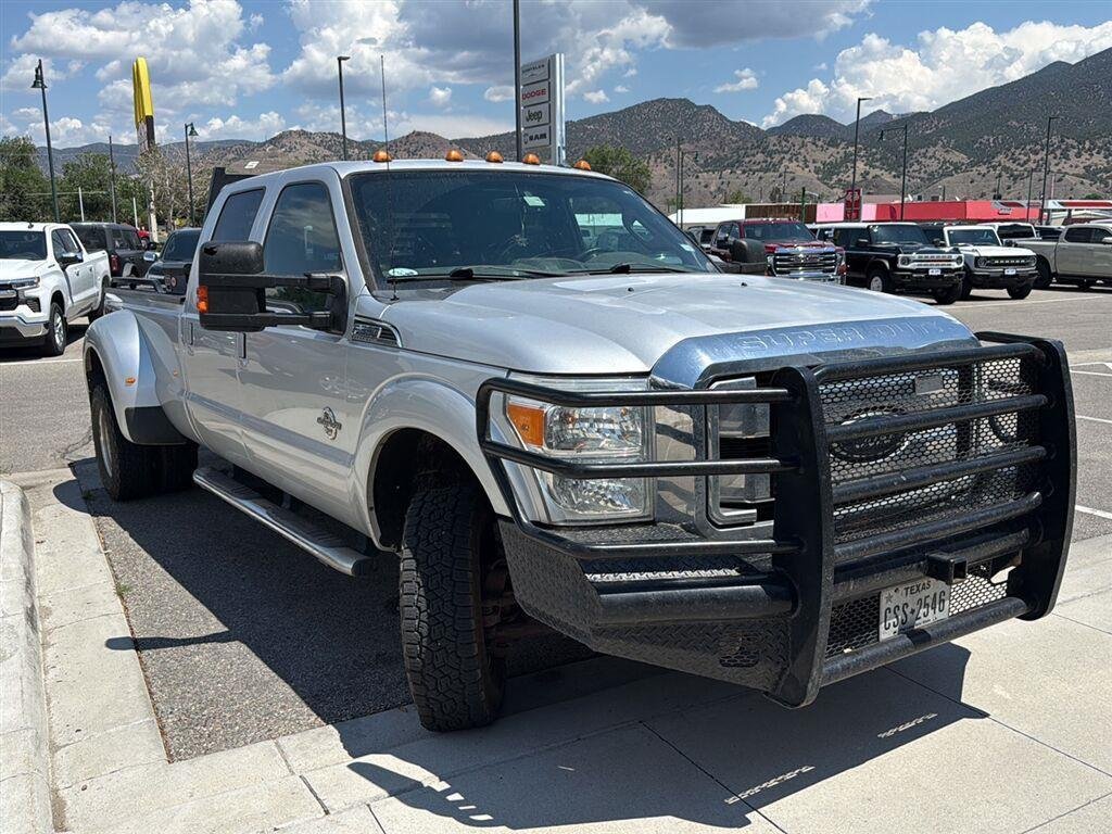 Used 2014 Ingot Silver Metallic Ford Lariat image 2