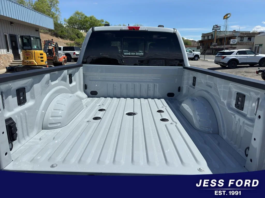 New 2026 Avalanche Ford F-350® Lariat® image 5