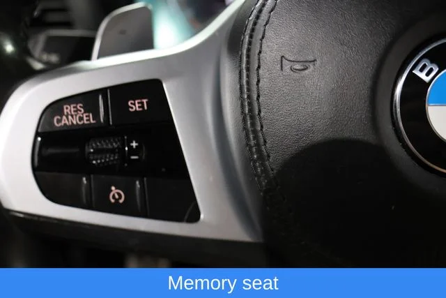Used 2021 Black BMW xDrive30i image 17