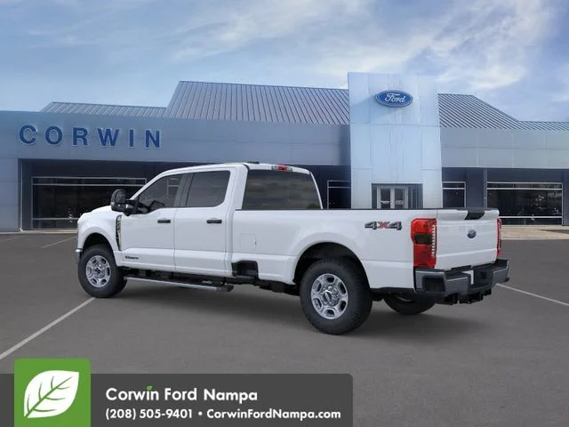 New 2026 Oxford White Ford XLT image 5