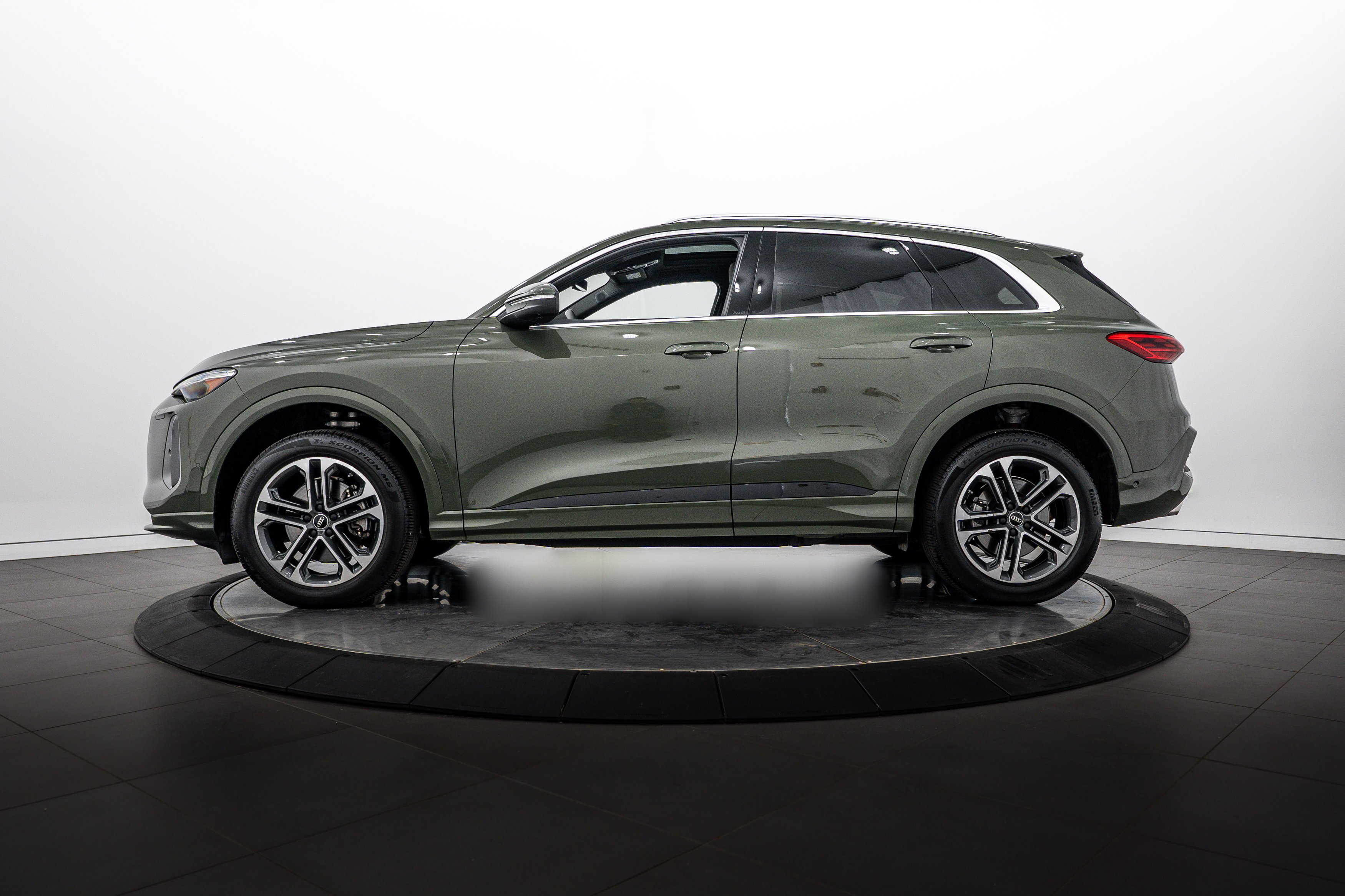 Used 2025 District Green Metallic Audi Premium Plus image 6