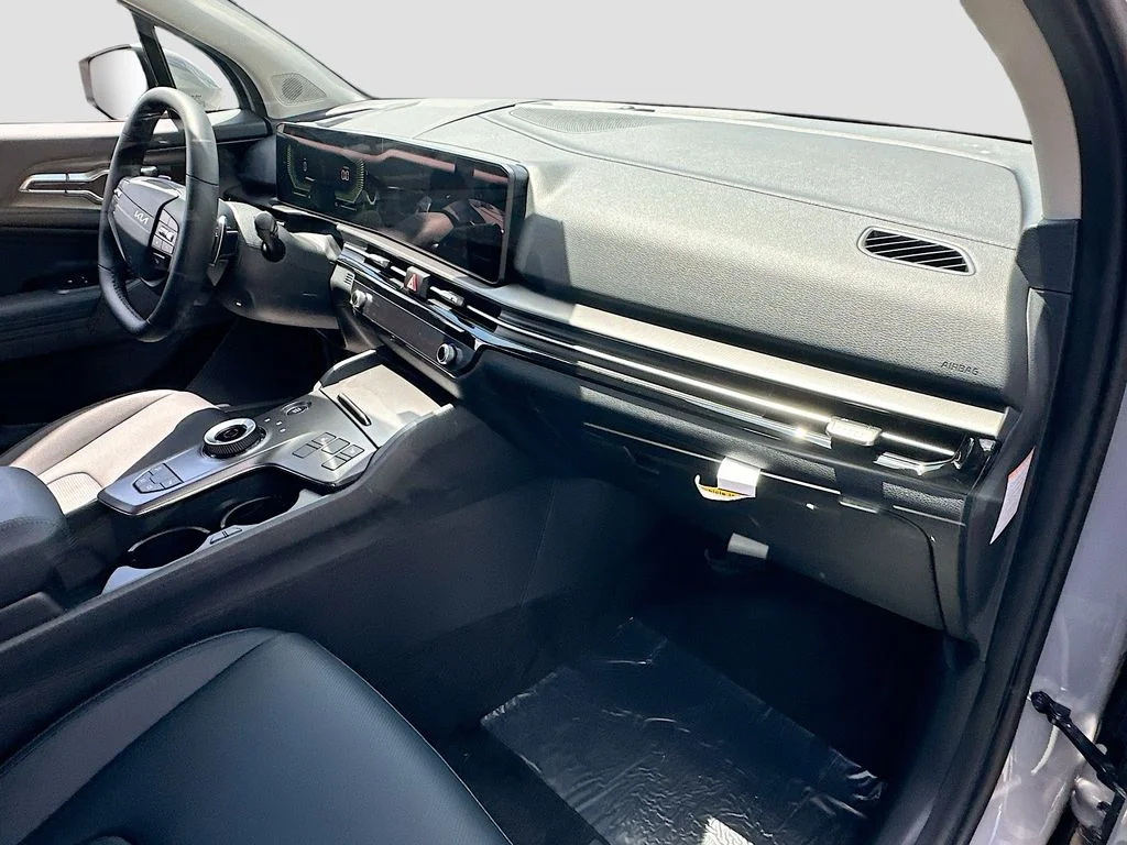 New 2026 Wolf Gray Kia EX image 27