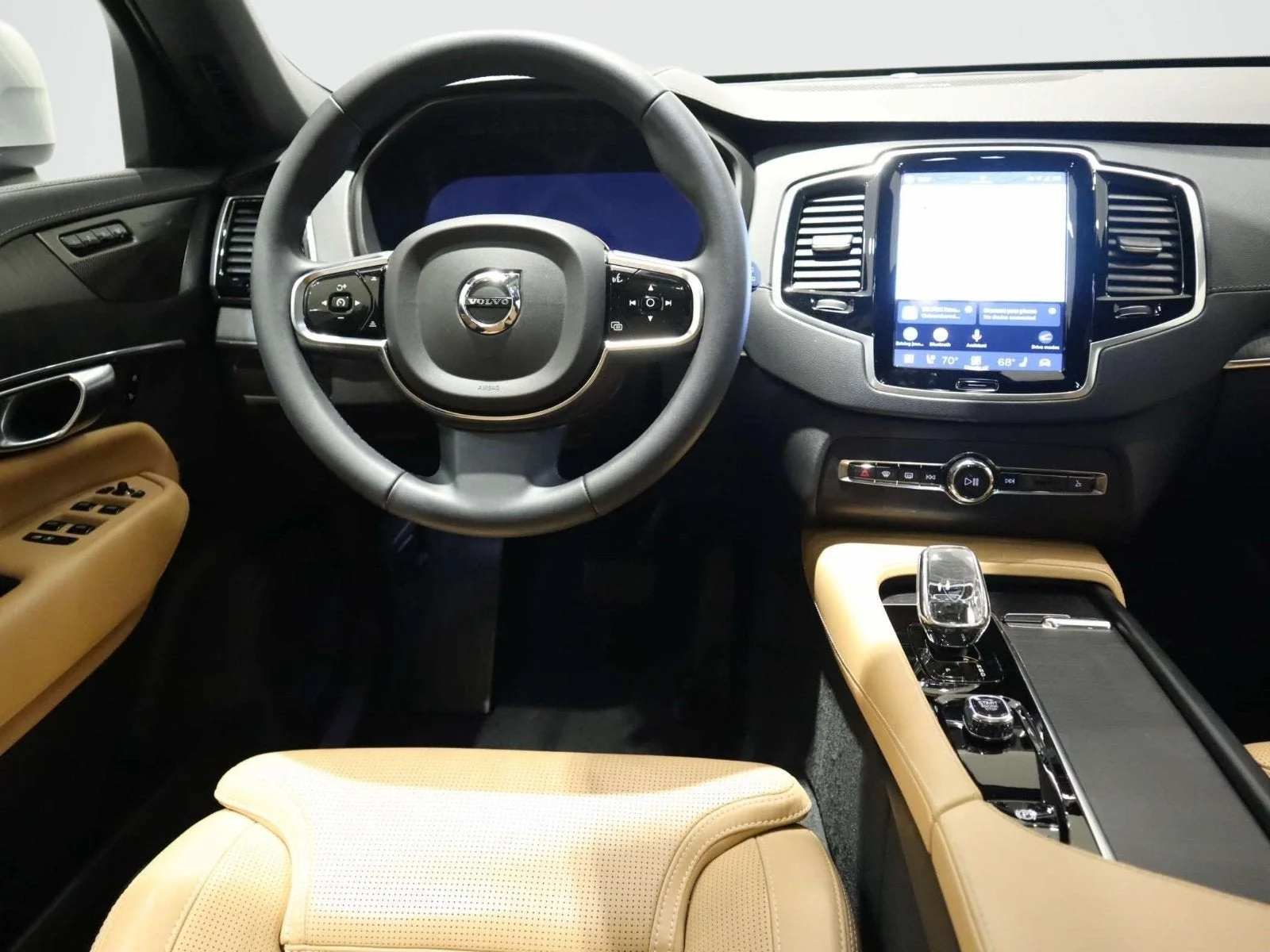 Used 2024 Silver Volvo Ultimate Bright Theme image 14