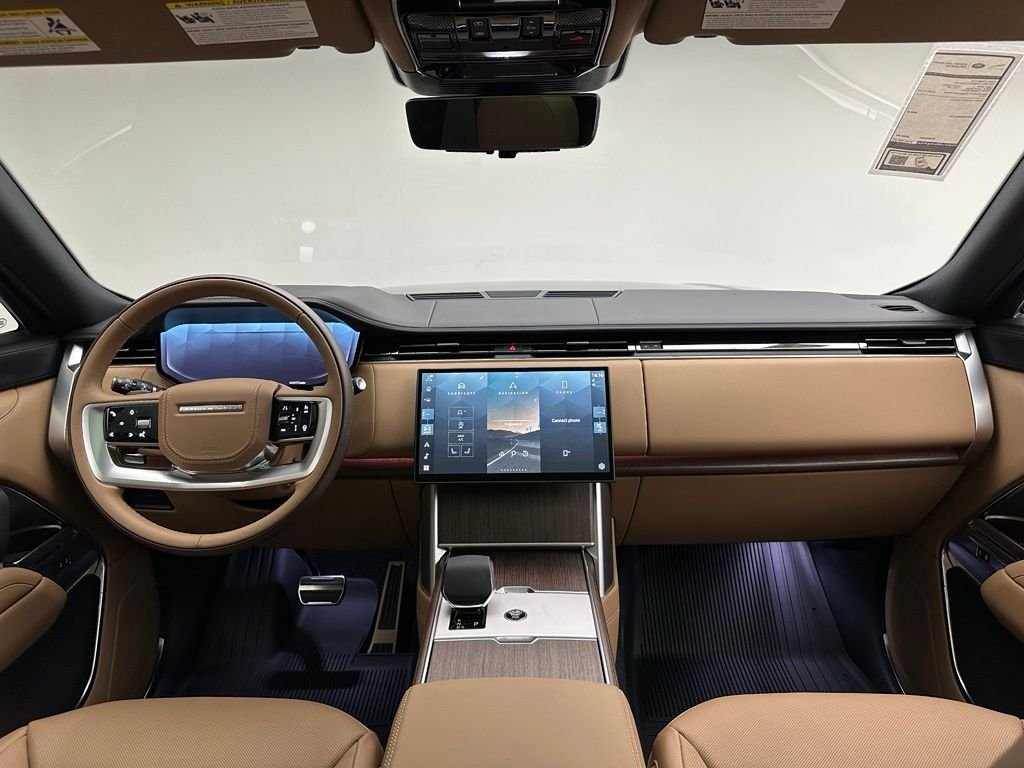New 2026 Belgravia Green Metallic Land Rover SE image 8