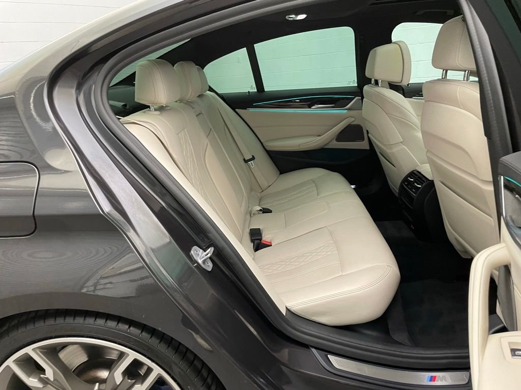 Used 2020 Gray BMW M550i xDrive image 30