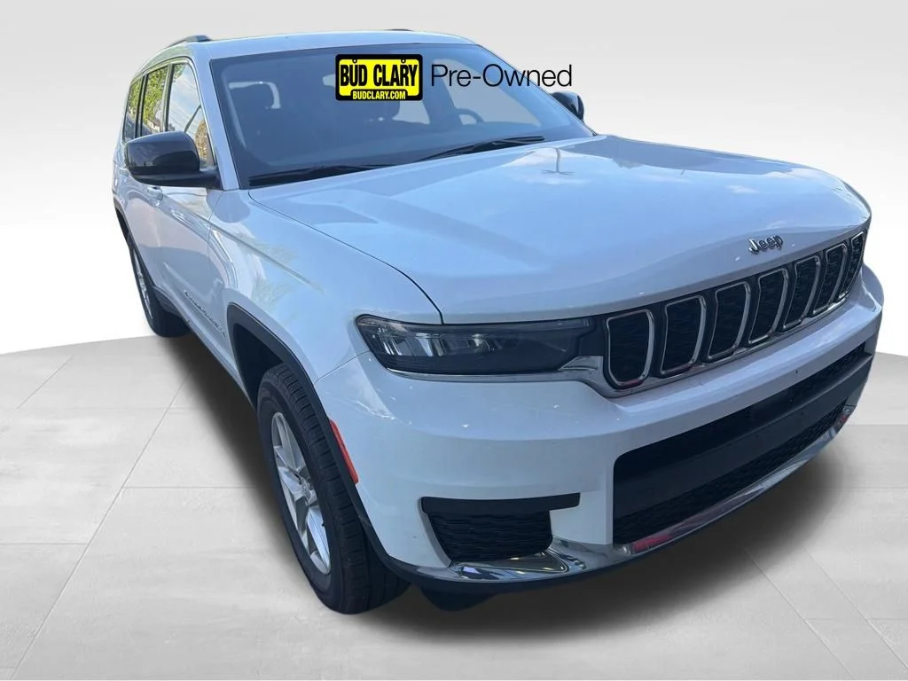 2022 Jeep Grand Cherokee L Laredo 4x4's photo