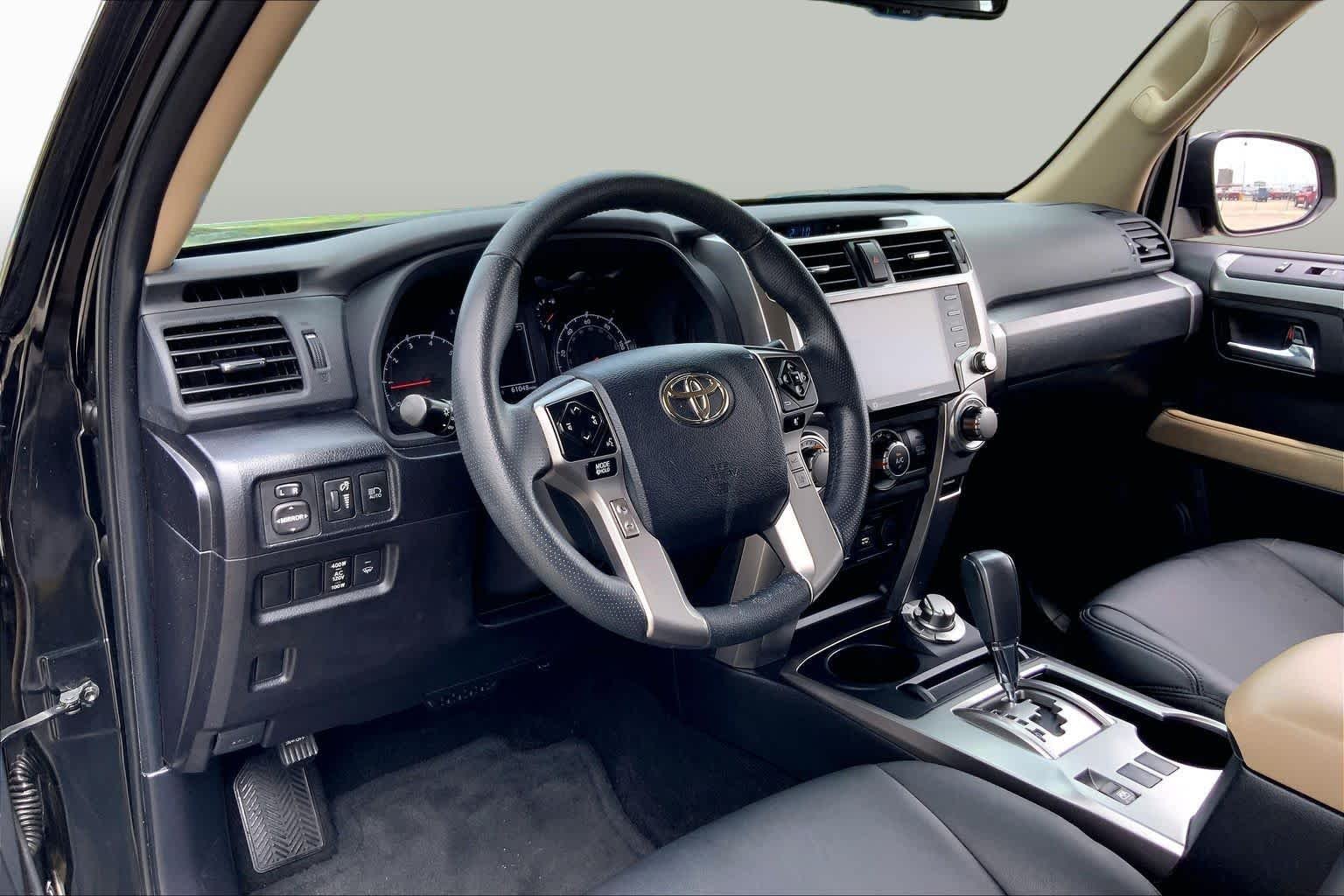 Used 2023 Midnight Black Metallic Toyota SR5 image 17