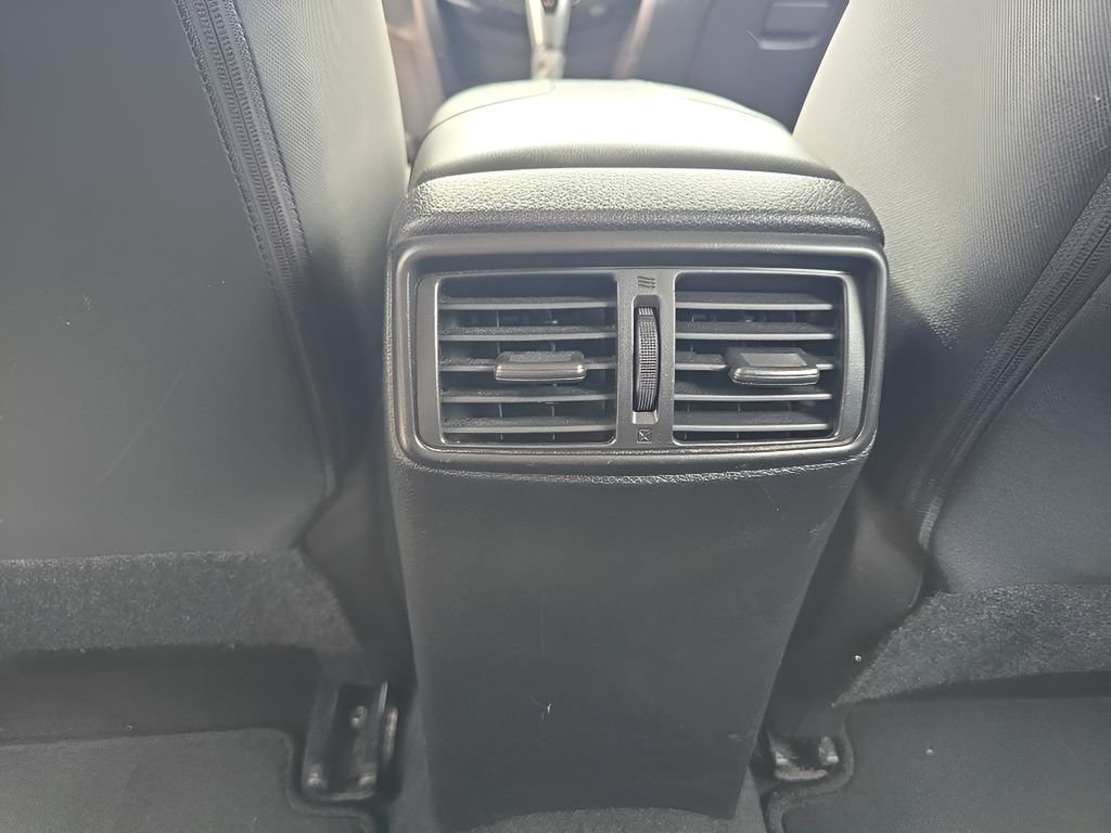 Used 2022 White Nissan SV image 27