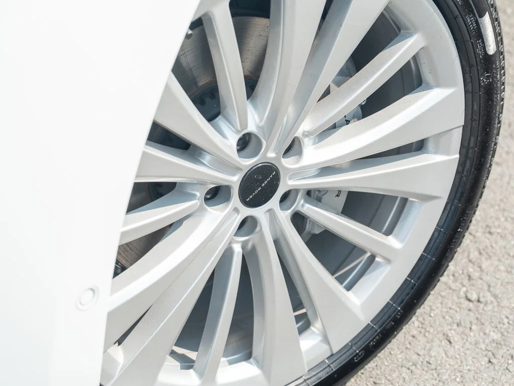 New 2026 White Land Rover SE image 9