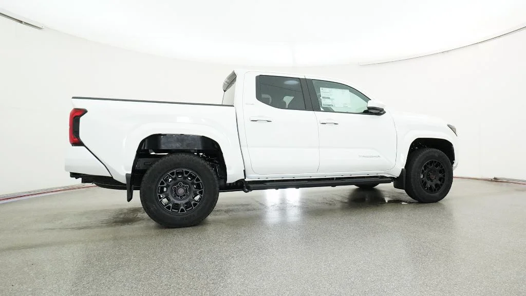 New 2026 Ice Cap Toyota SR5 image 15