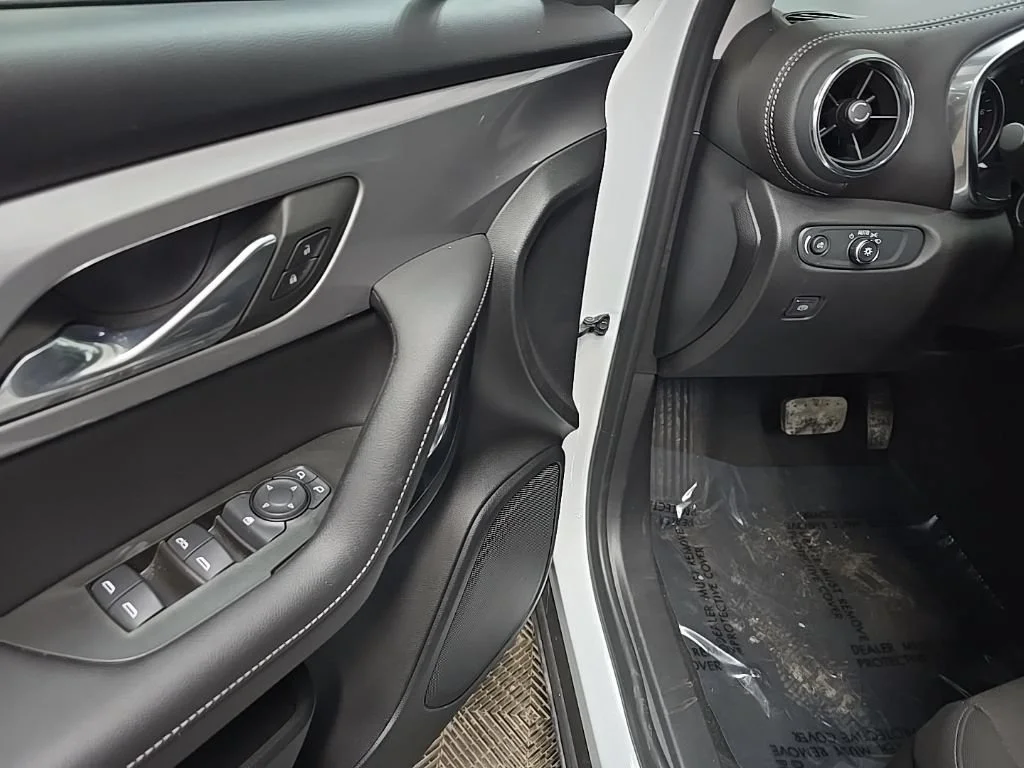 2023 Chevrolet Blazer 2LT - Photo 28