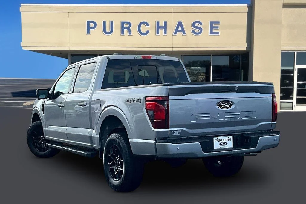 New 2026 Iconic Silver Metallic Ford XLT image 3