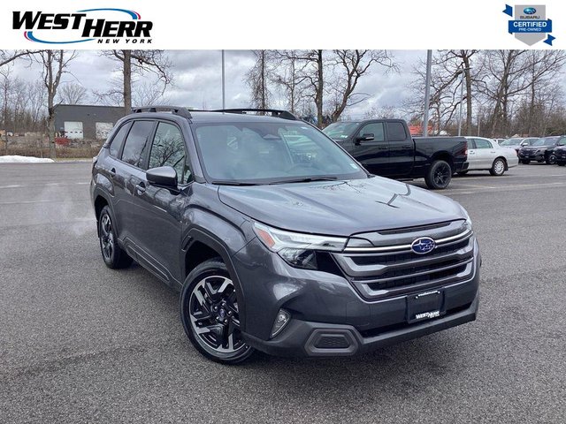 2025 Subaru Forester Limited Hybrid's photo