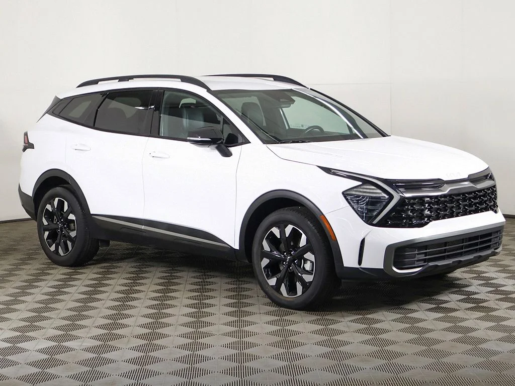Certified Used 2024 White Kia X-Line image 2