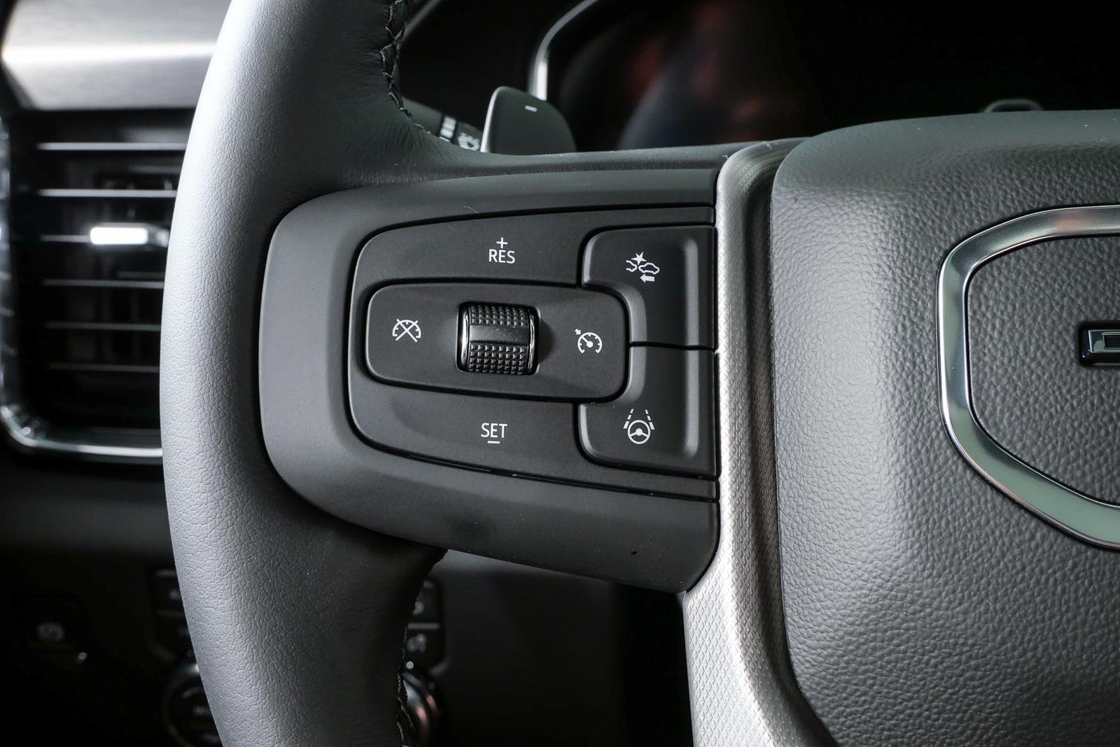 2026 GMC Sierra 1500 Denali - Photo 11