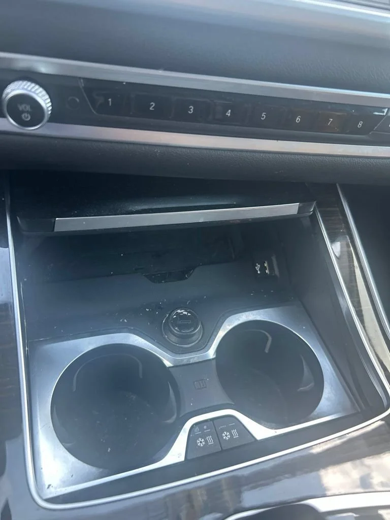 Used 2019 Mineral White Metallic BMW xDrive40i image 14