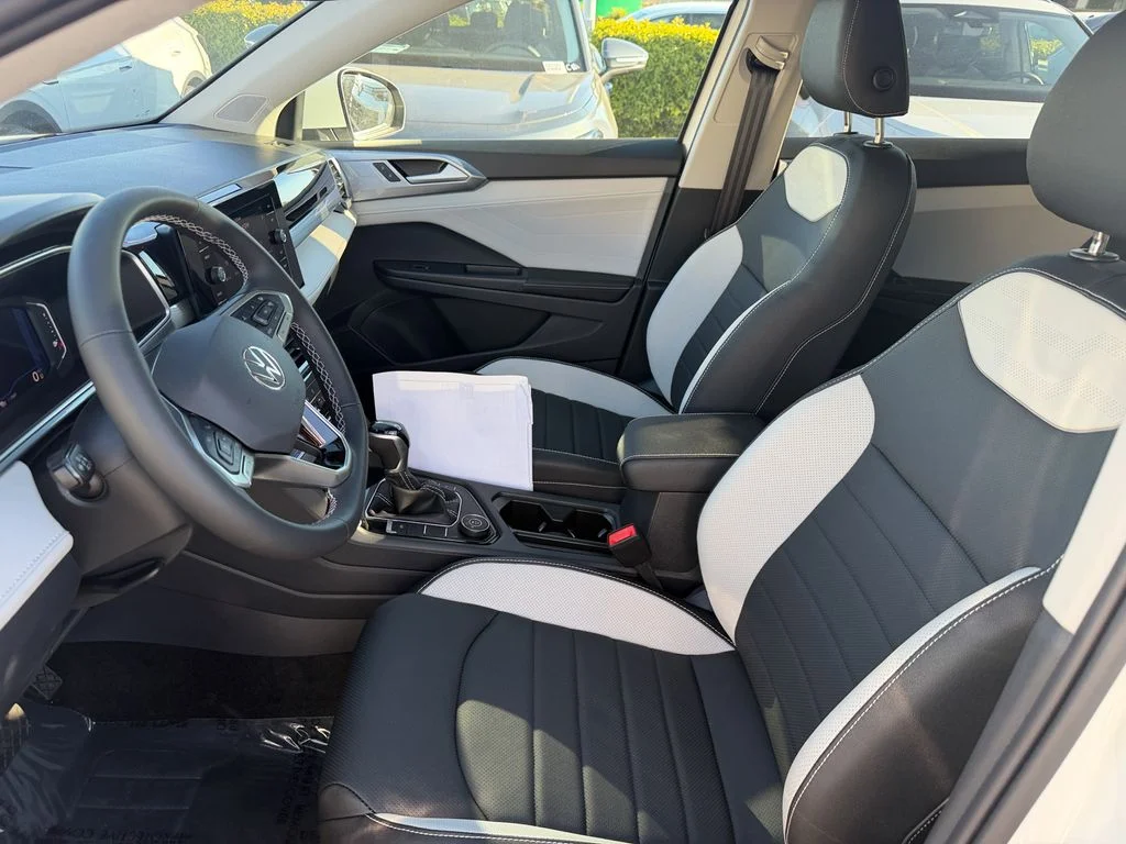 New 2026 Pure White Volkswagen 1.5T SEL image 12