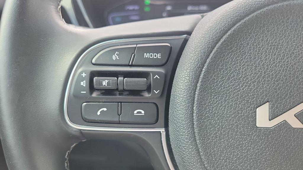 2022 Kia Niro EX - Photo 19