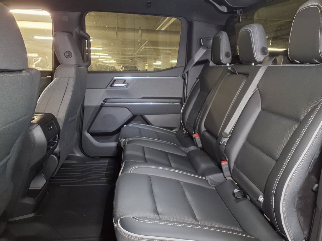 New 2026 Summit White GMC Elevation Extended Range image 12