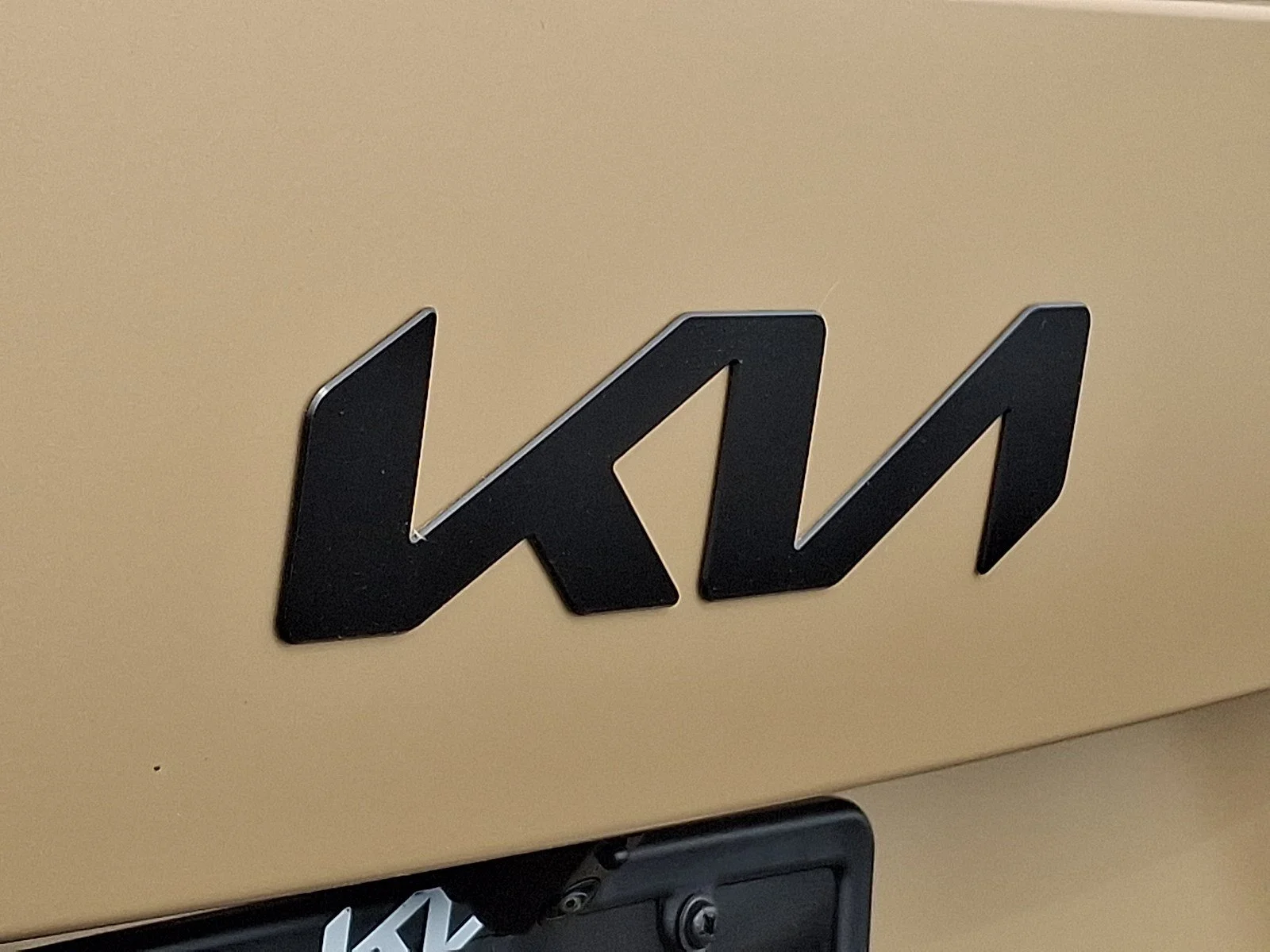 New 2027 Terrain Brown Matte Kia X-Line SX image 14