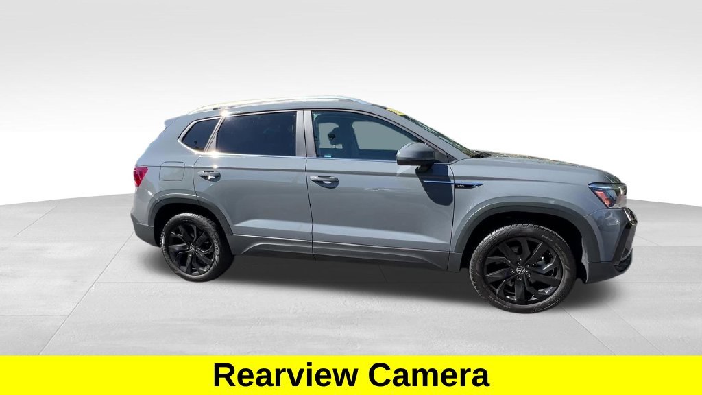 Certified Used 2023 Pure Gray Volkswagen 1.5T SE image 4