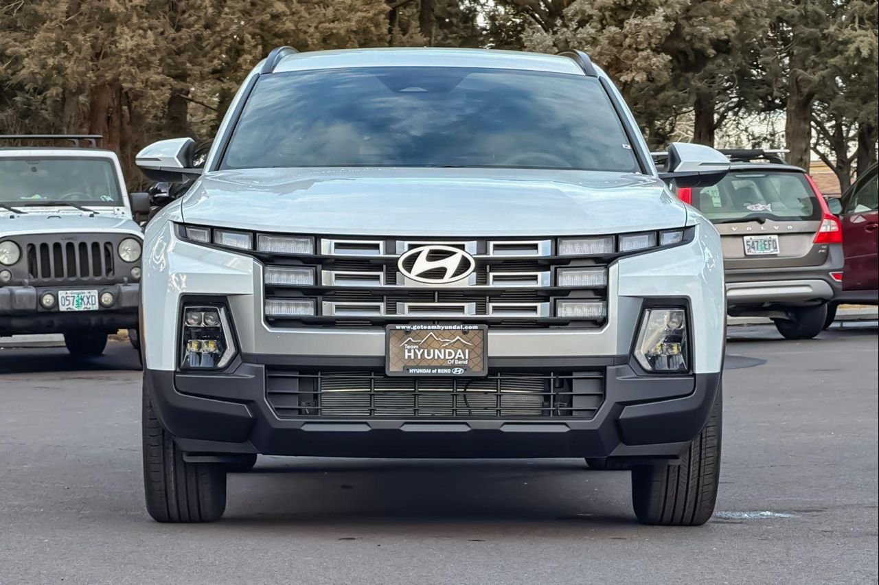 New 2026 White Hyundai SEL AWD image 9
