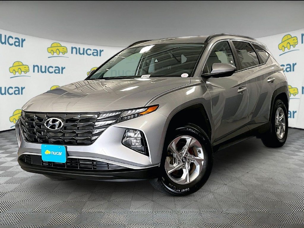 Used 2024 Silver Hyundai SEL image 3