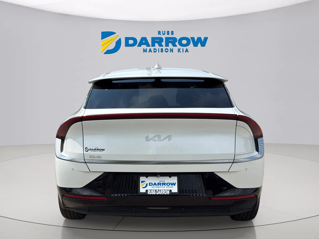 Used 2023 Snow White Pearl Kia Wind image 4