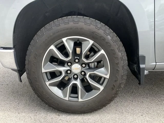 2024 Chevrolet Silverado 1500 LT - Photo 31
