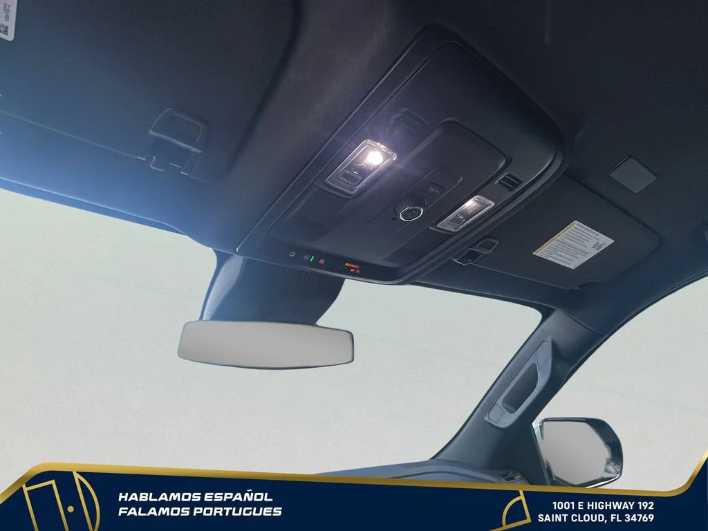 Used 2025 Sterling Gray Metallic Chevrolet LT image 22