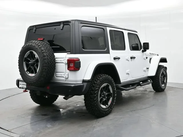Used 2018 Bright White Clearcoat Jeep Rubicon image 7