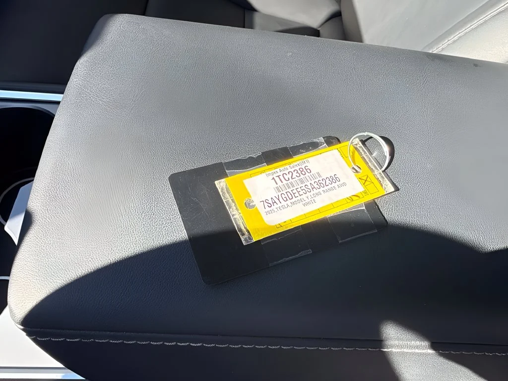 Used 2025 White Tesla Long Range image 32