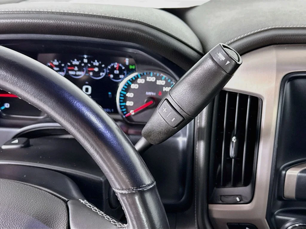 Used 2019 Red Quartz Tintcoat GMC Denali image 18