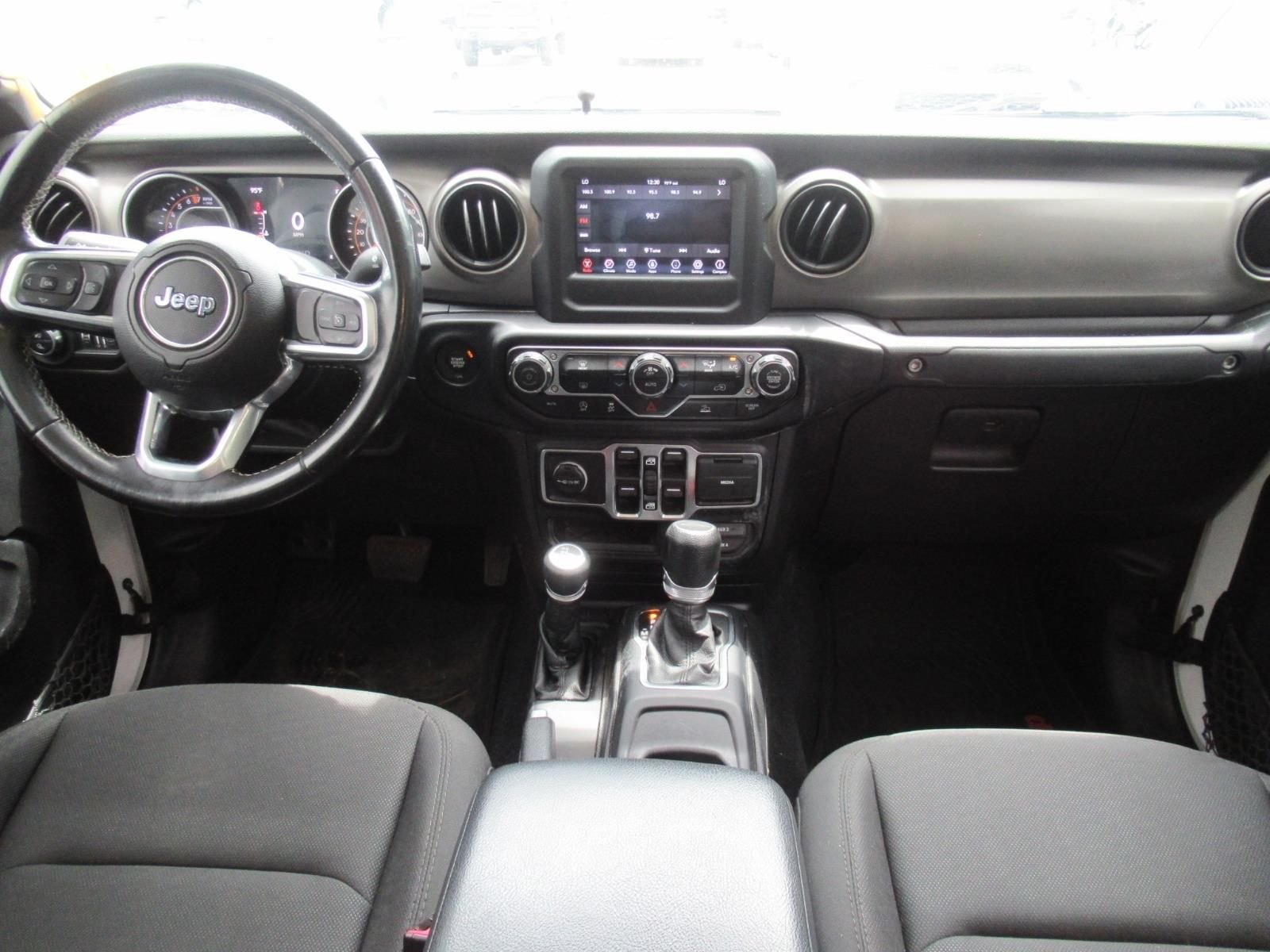 Used 2020 White Jeep Sport image 12